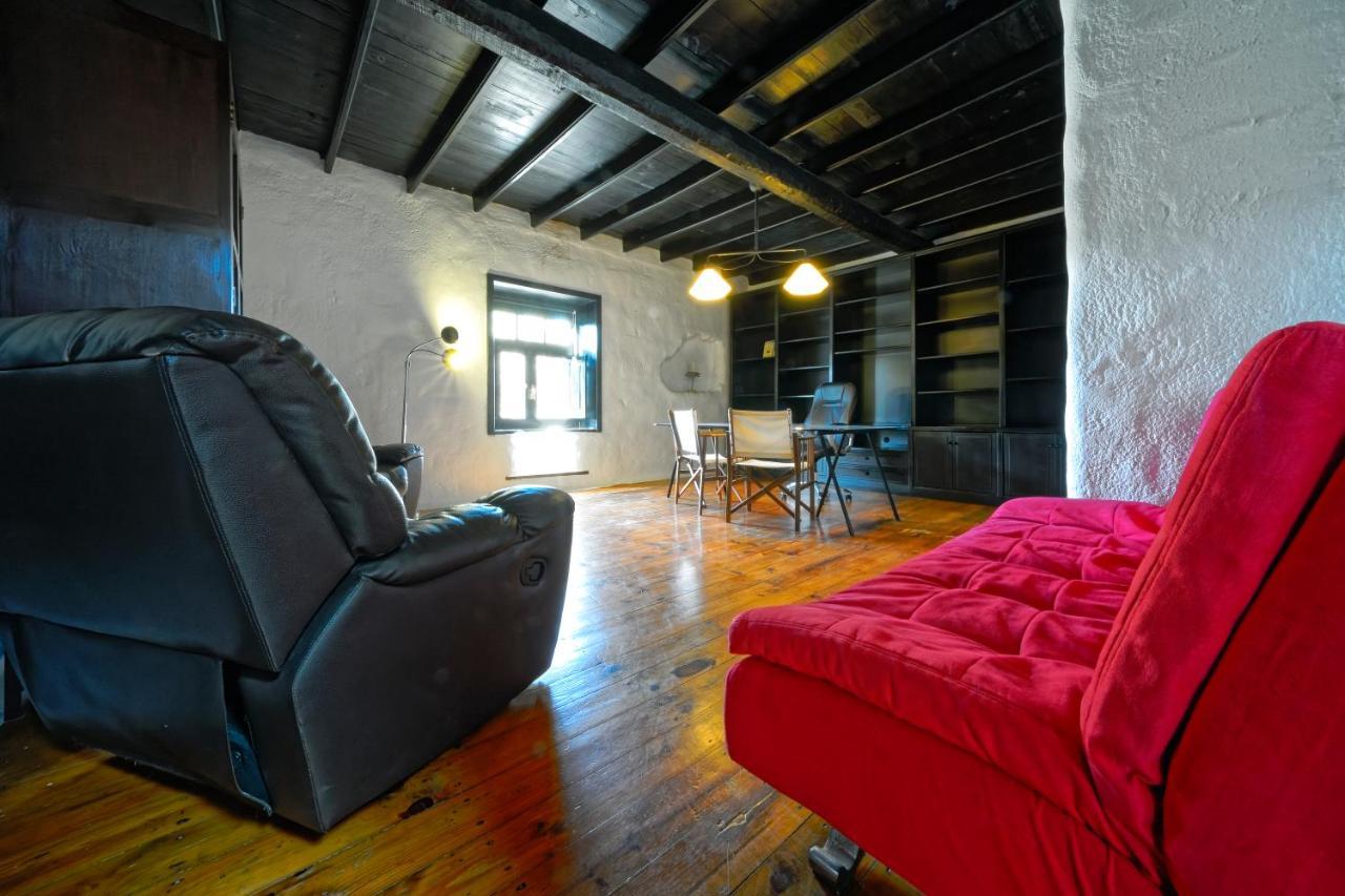 Luxe Ecovilla Listan Uga Buitenkant foto